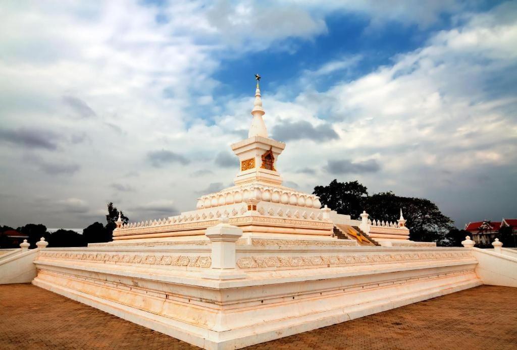 Dhavara Boutique Hotel Vientiane Eksteriør bilde